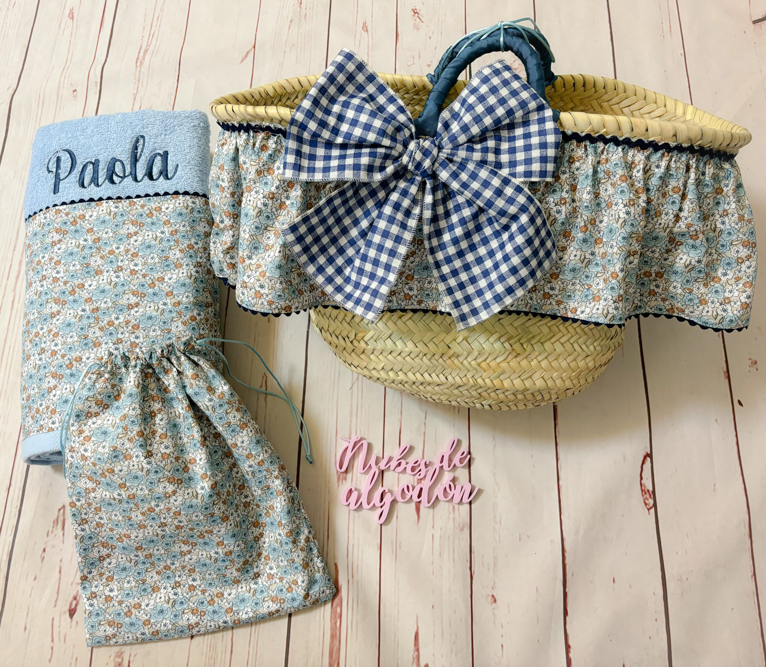 CAPAZO + TOALLA Y BOLSITA DE REGALO